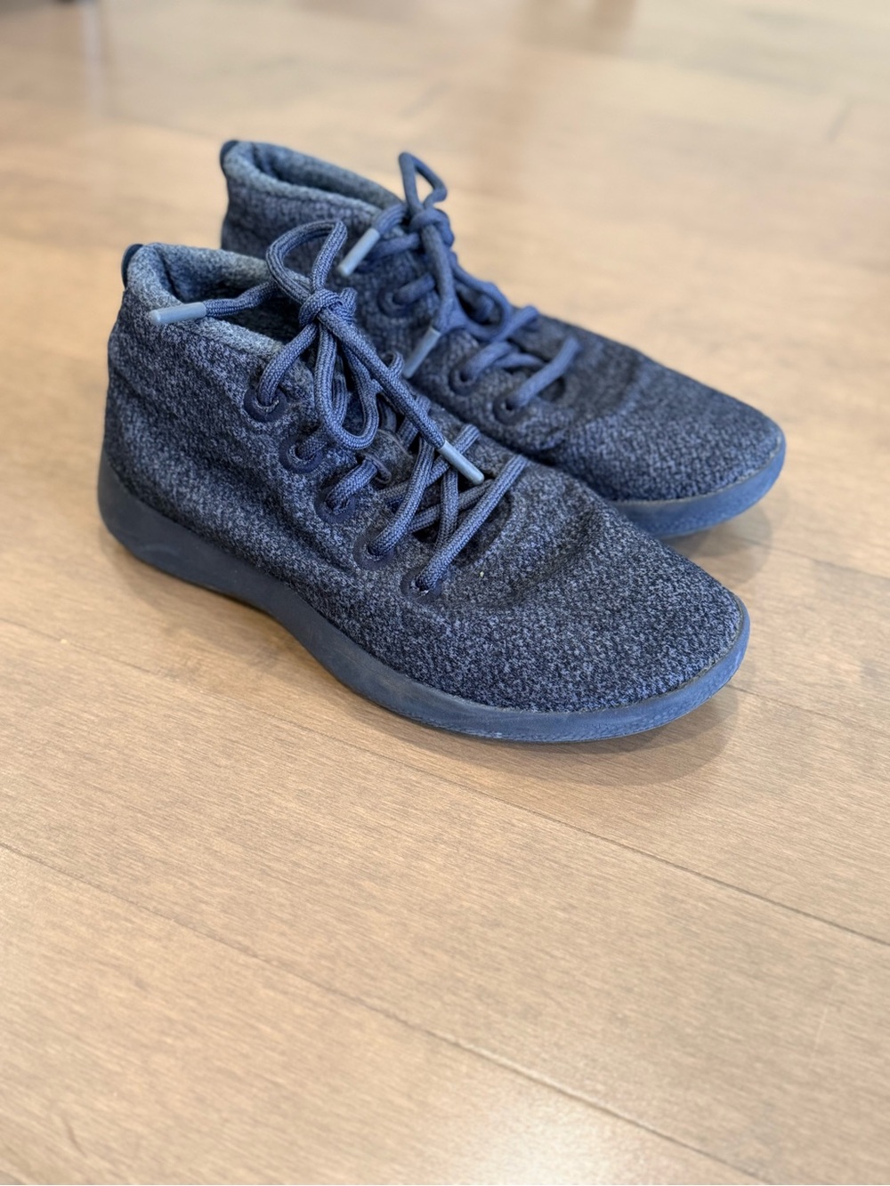 Allbirds Wool Runner Mizzle Mid Top Sneakers Dark Gray Women’s Size 8